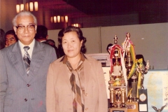 Masahiko Maruyama e esposa